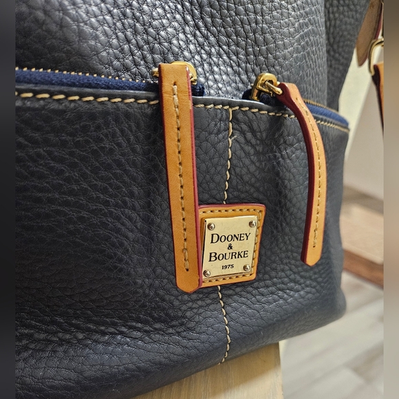 Dooney & Bourke Dillen Black Double Pocket Satchel Shoulder Handbag MSRP $398 - Picture 2 of 13